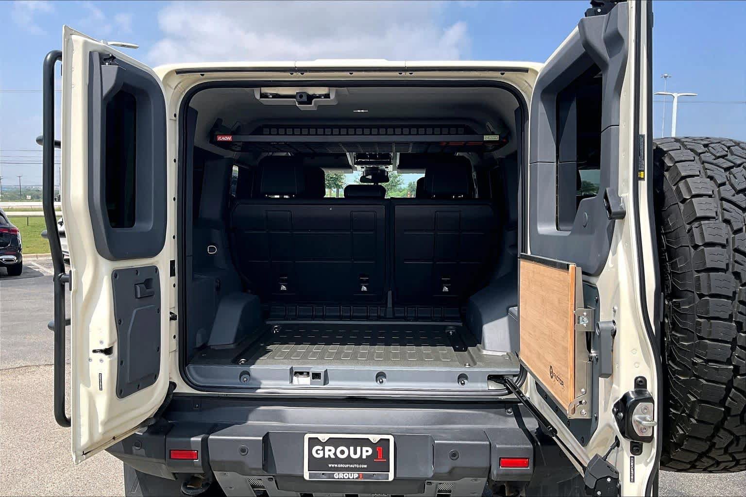Used 2024 INEOS Grenadier Fieldmaster Edition AWD/4WD image 37