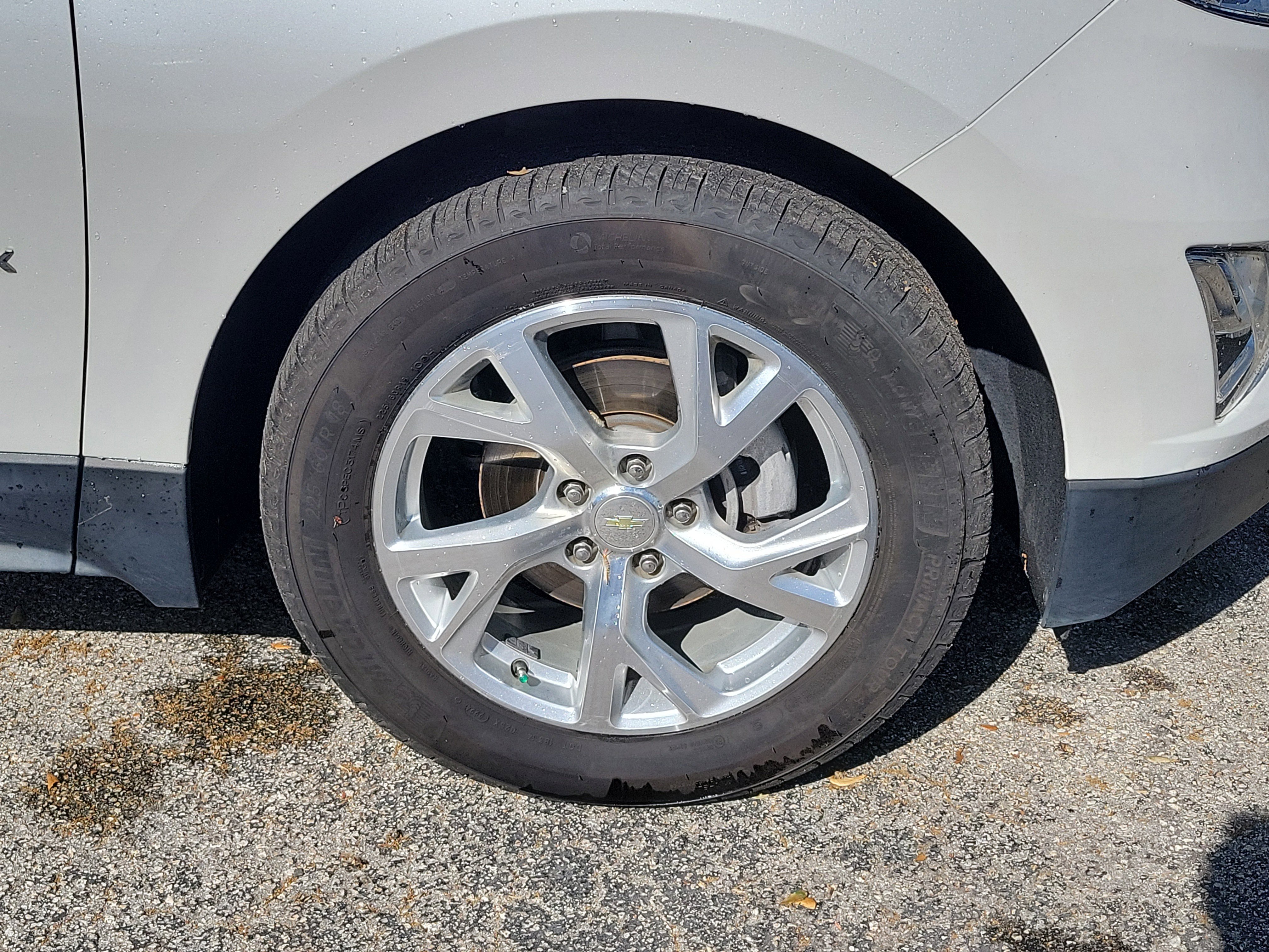 Used 2020 Chevrolet Equinox Premier image 44