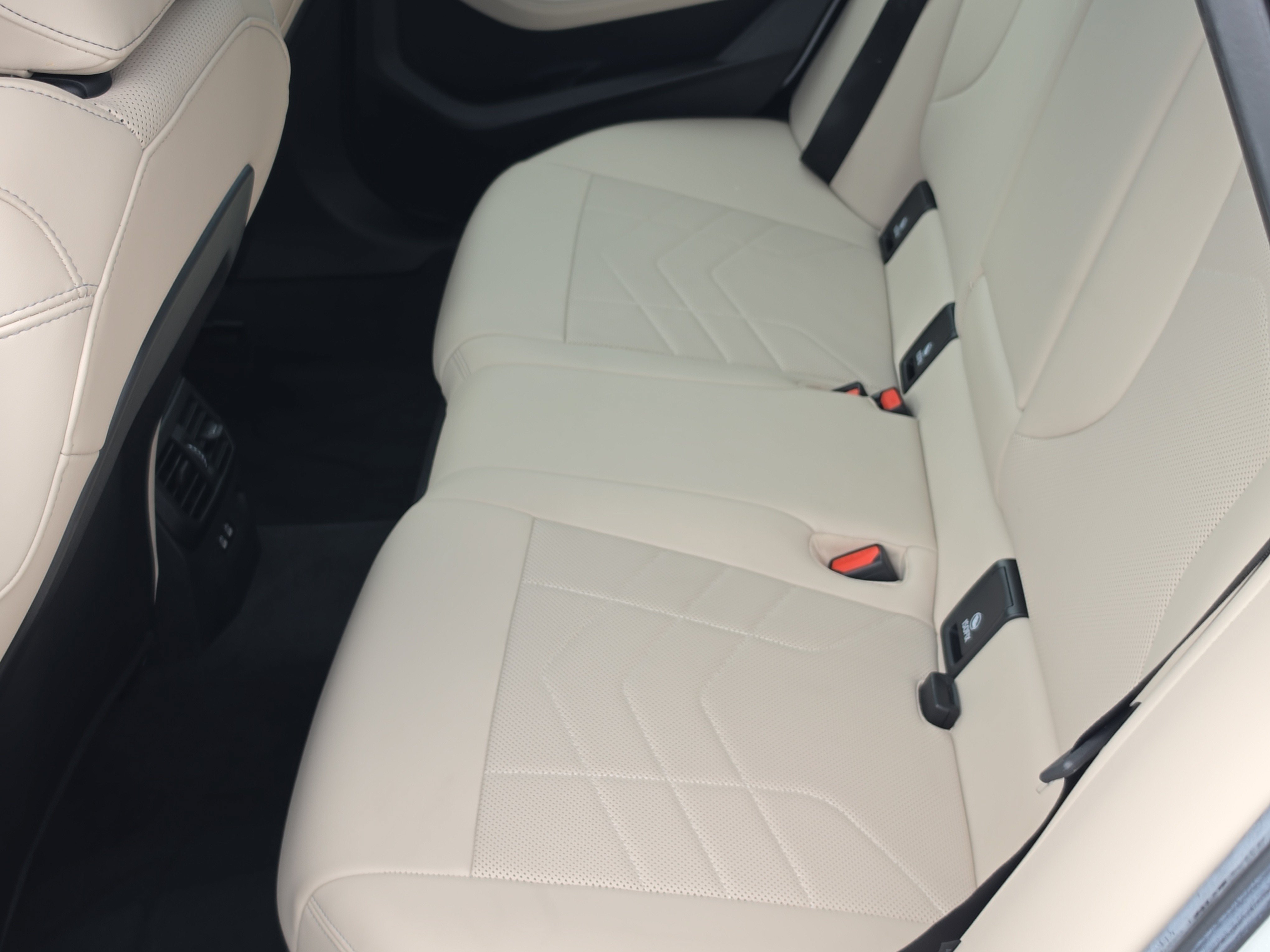 Used 2026 BMW 228i FWD image 11