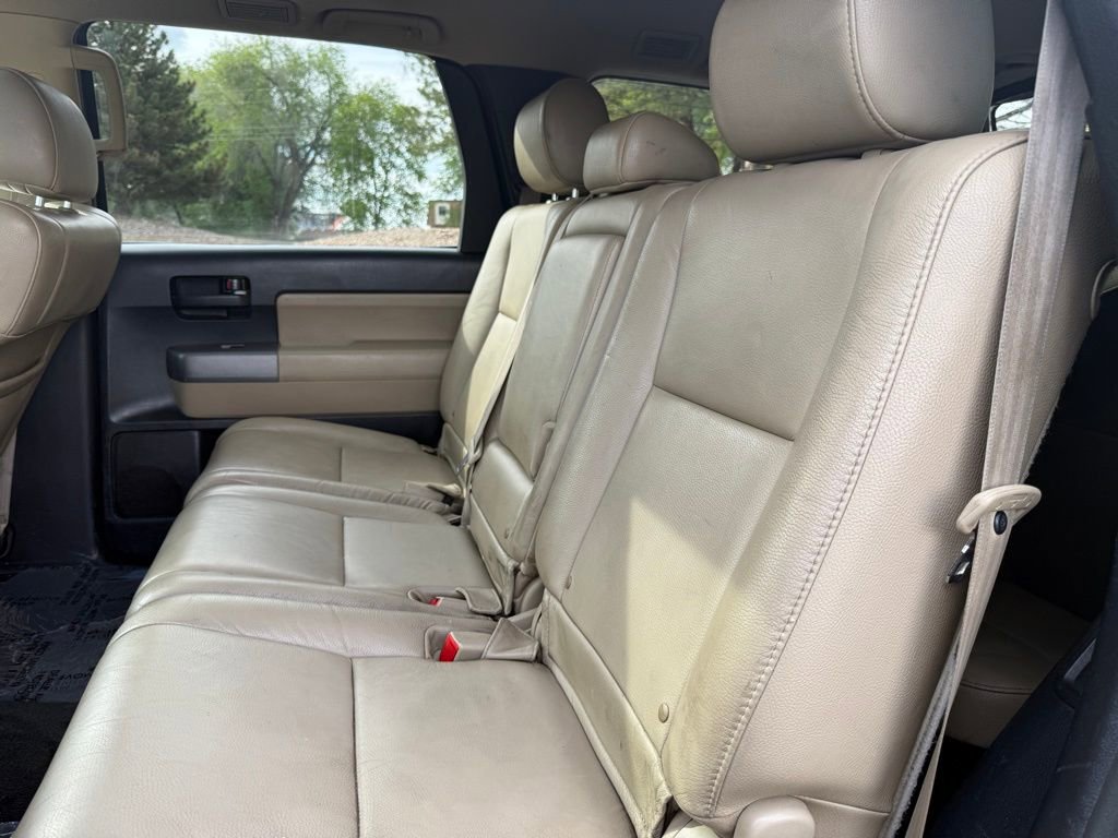 Used 2012 Toyota Sequoia SR5 w/ Premium Pkg AWD/4WD image 15
