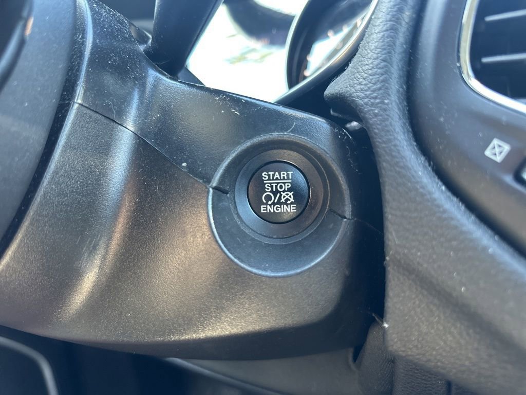 Used 2019 Jeep Compass Latitude w/ Popular Equipment Group image 23