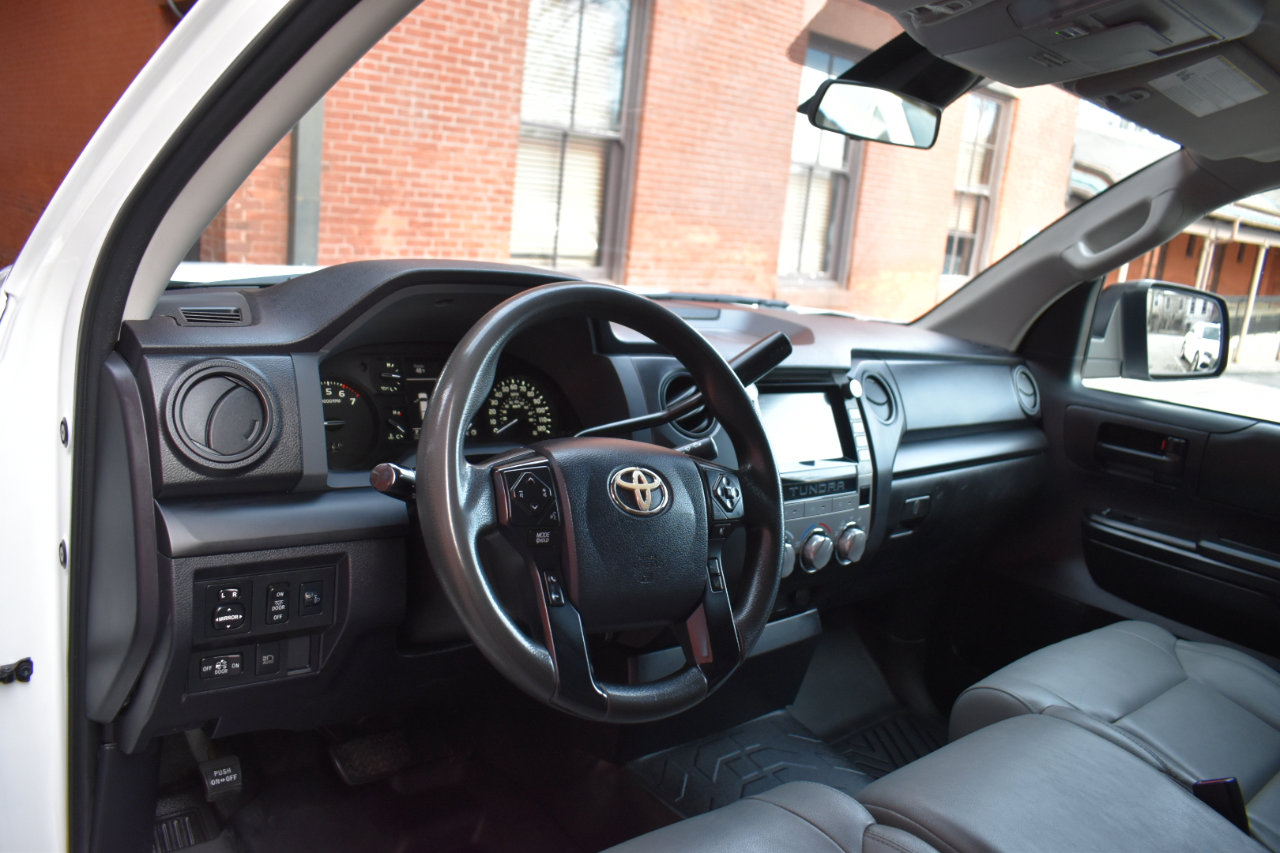 Used 2020 Toyota Tundra SR5 image 11