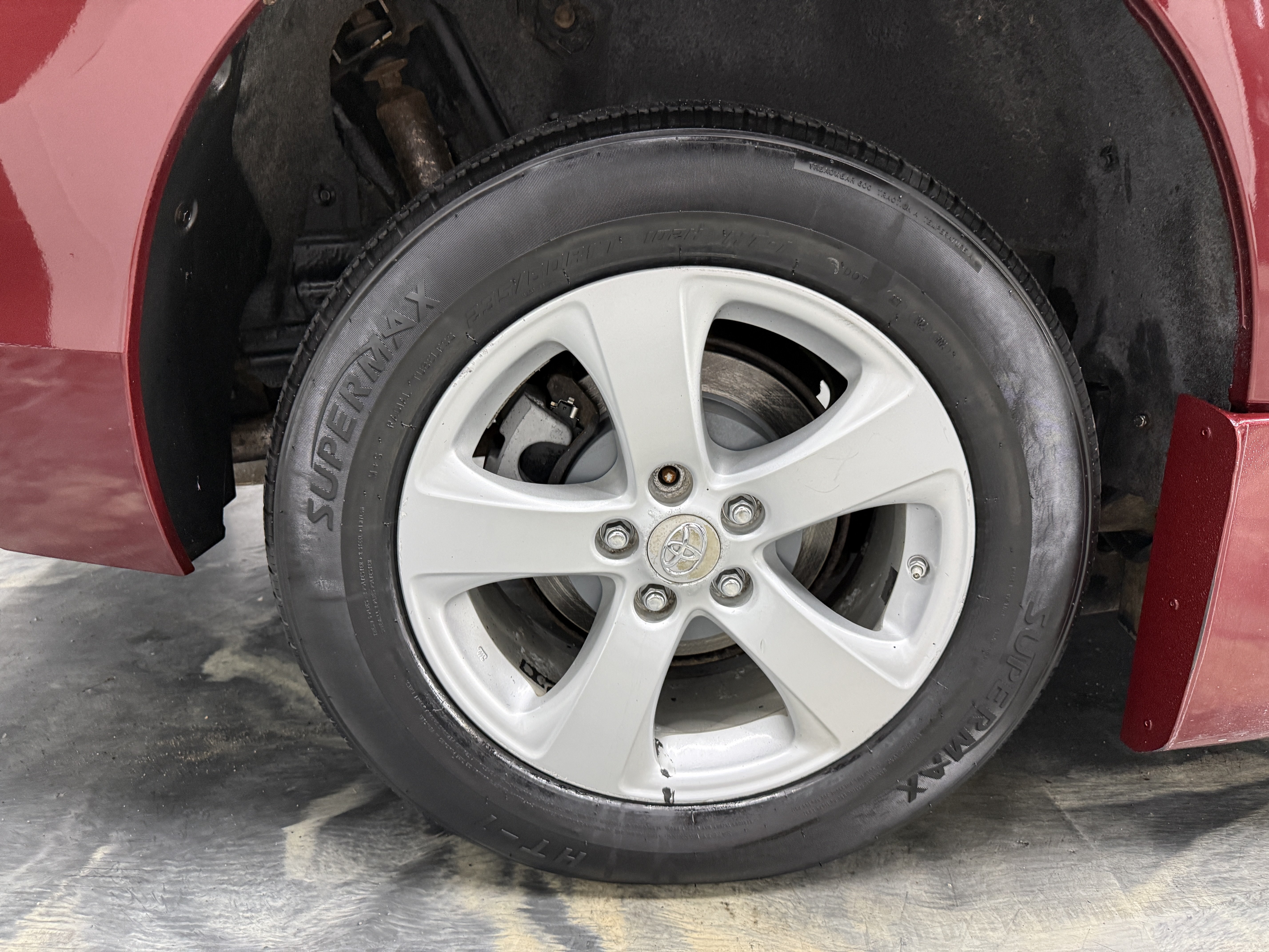 Used 2012 Toyota Sienna LE FWD image 25
