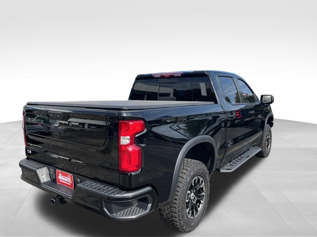 Used 2025 Chevrolet Silverado 1500 ZR2 w/ Technology Package AWD/4WD image 37
