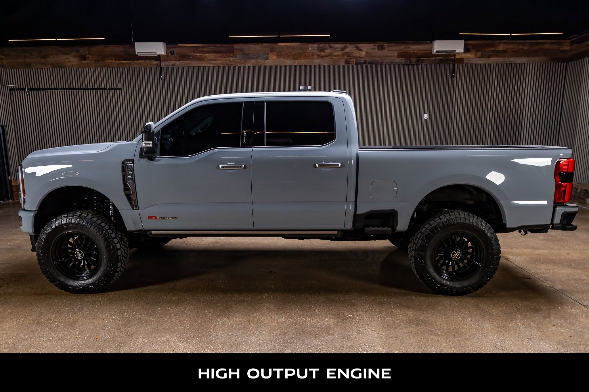 Used 2024 Ford F250 Limited w/ FX4 Off-Road Package image 5