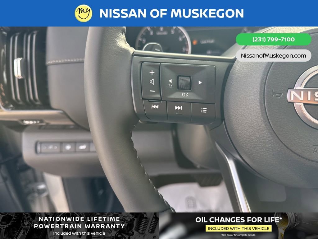 New 2025 Nissan Pathfinder SV image 16