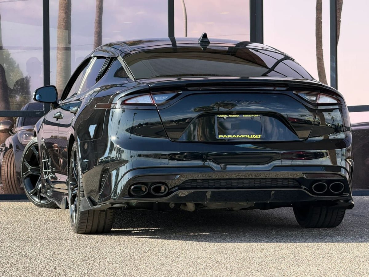 Used 2020 Kia Stinger GT1 RWD image 8