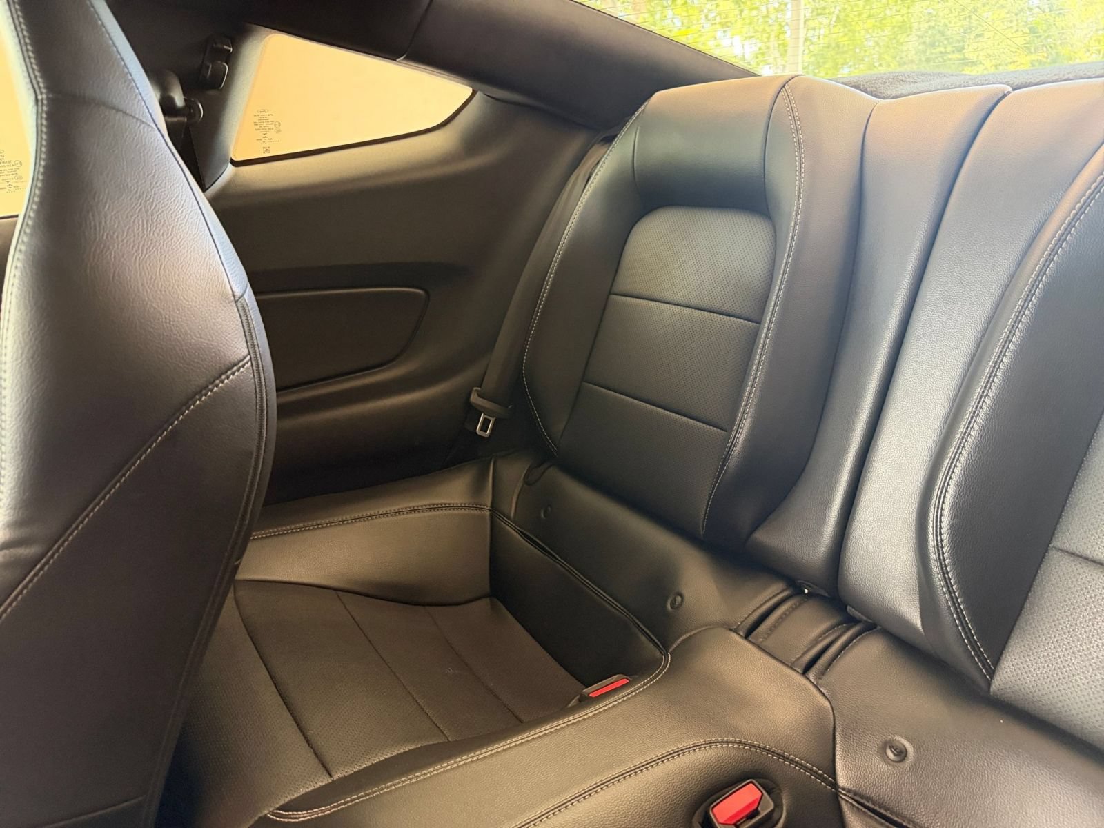 Used 2022 Ford Mustang GT Premium w/ GT Performance Package RWD image 33