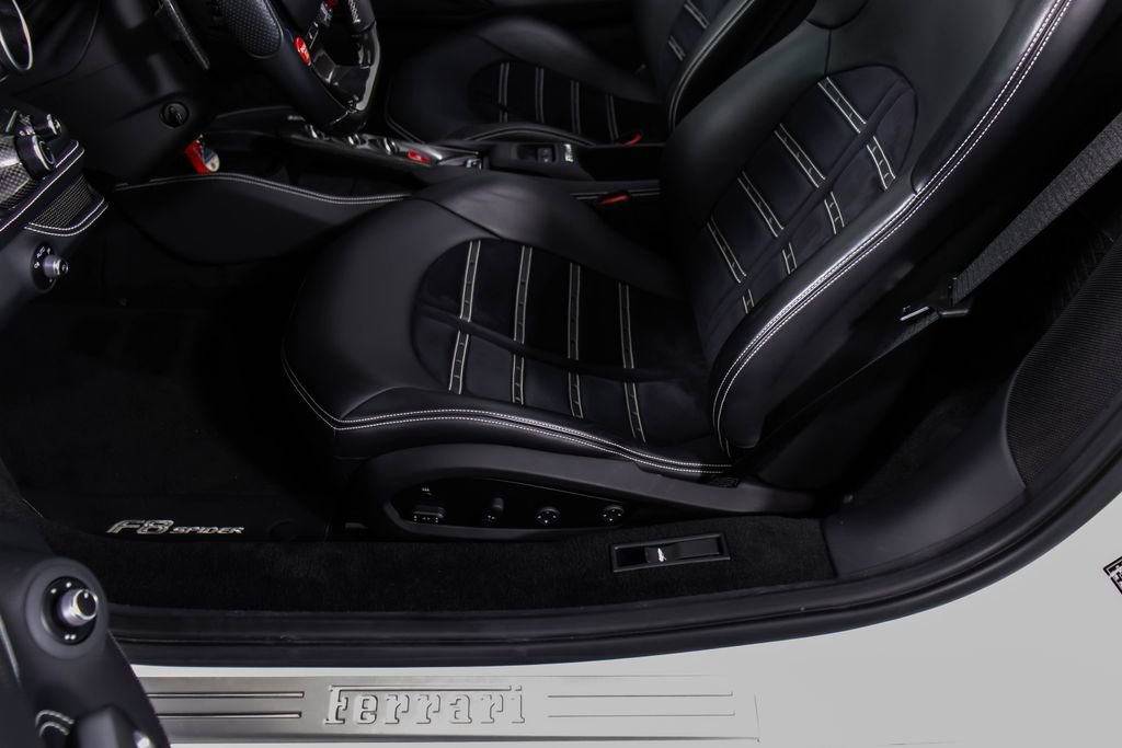 Certified 2022 Ferrari F8 Tributo image 42