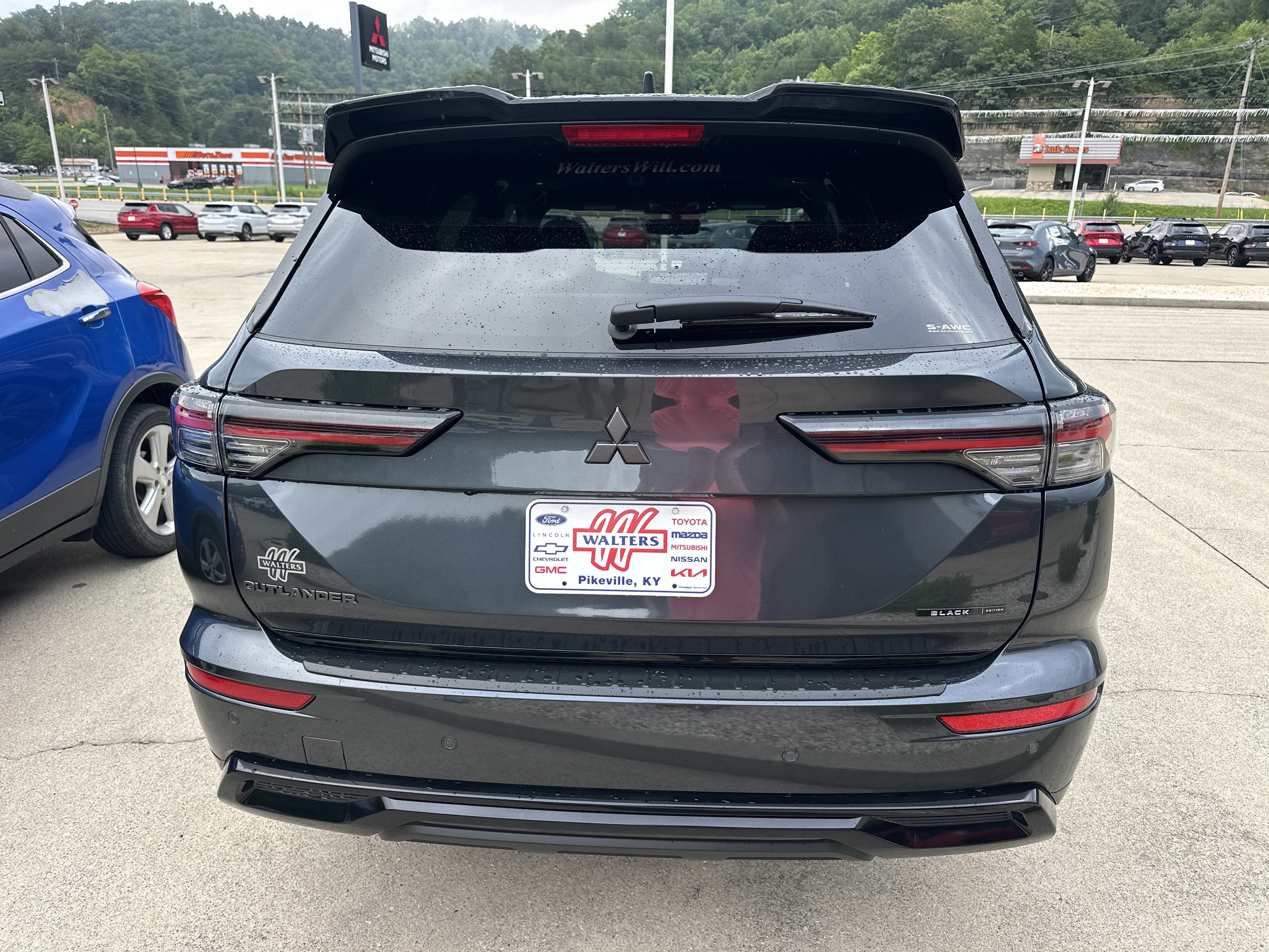 New 2026 Mitsubishi Outlander SEL Black Edition AWD/4WD image 3