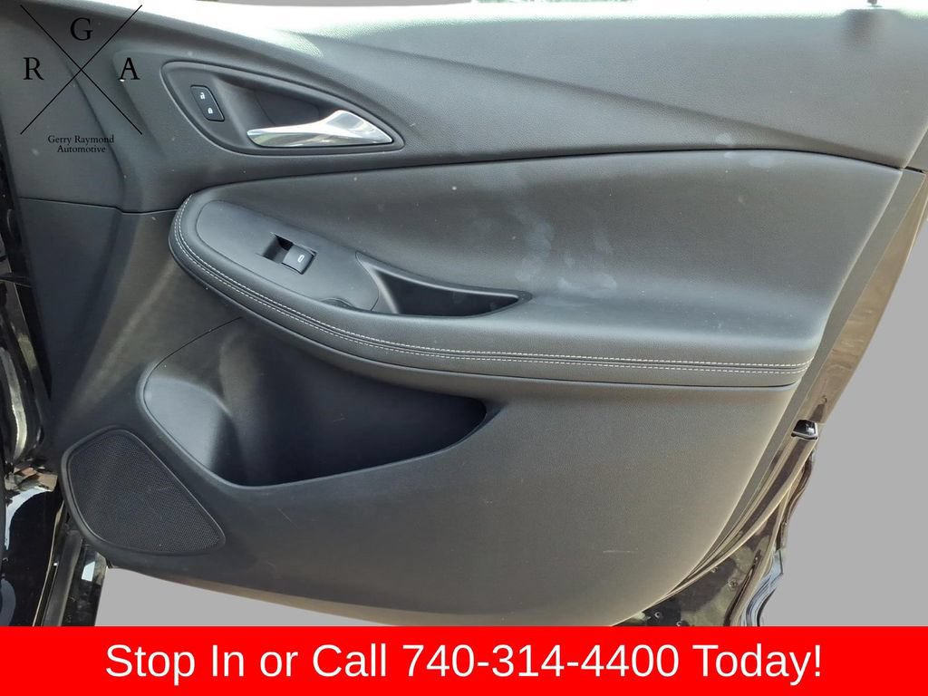 Used 2023 Buick Encore GX Select w/ Sport Touring Package AWD/4WD image 10