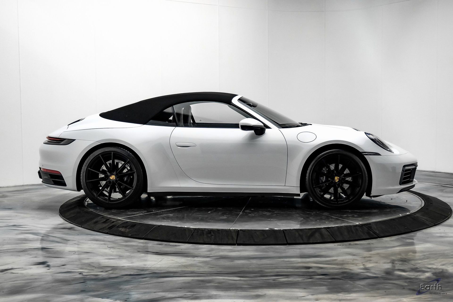 Used 2021 Porsche 911 Carrera 4 image 22