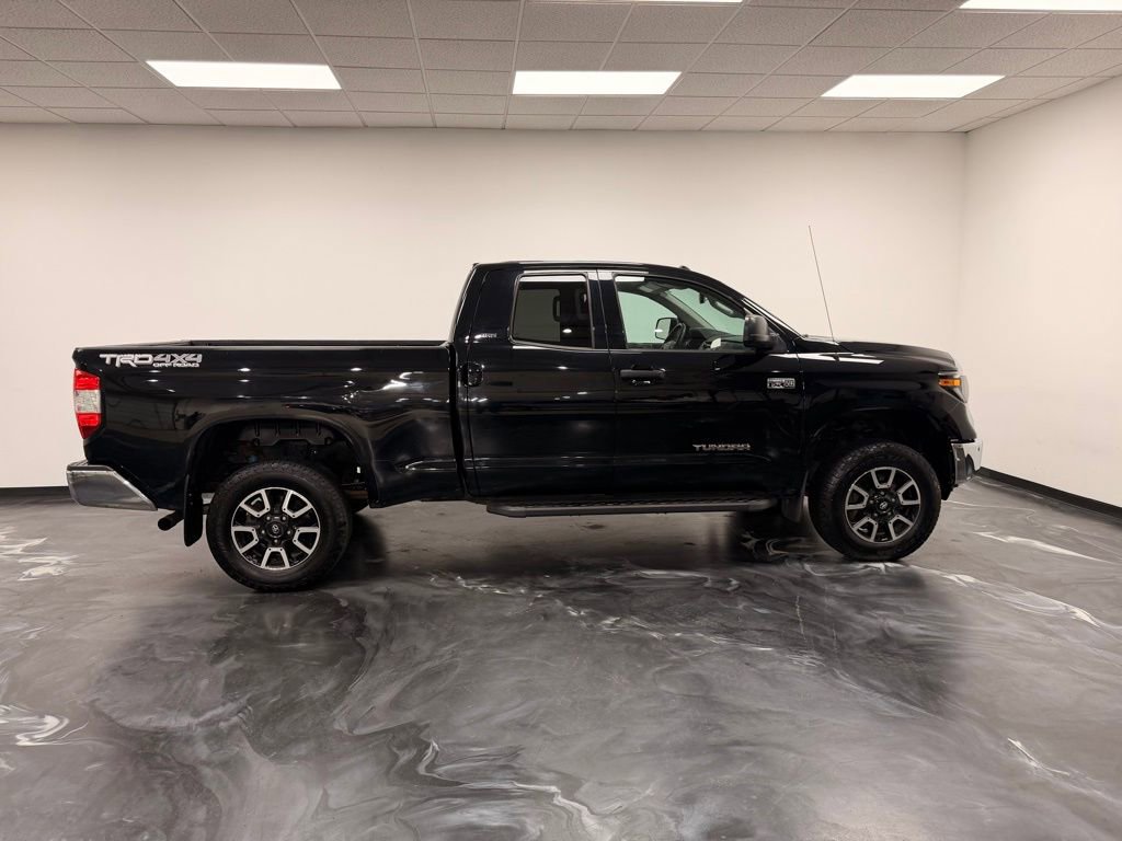 Used 2019 Toyota Tundra SR5 AWD/4WD image 9