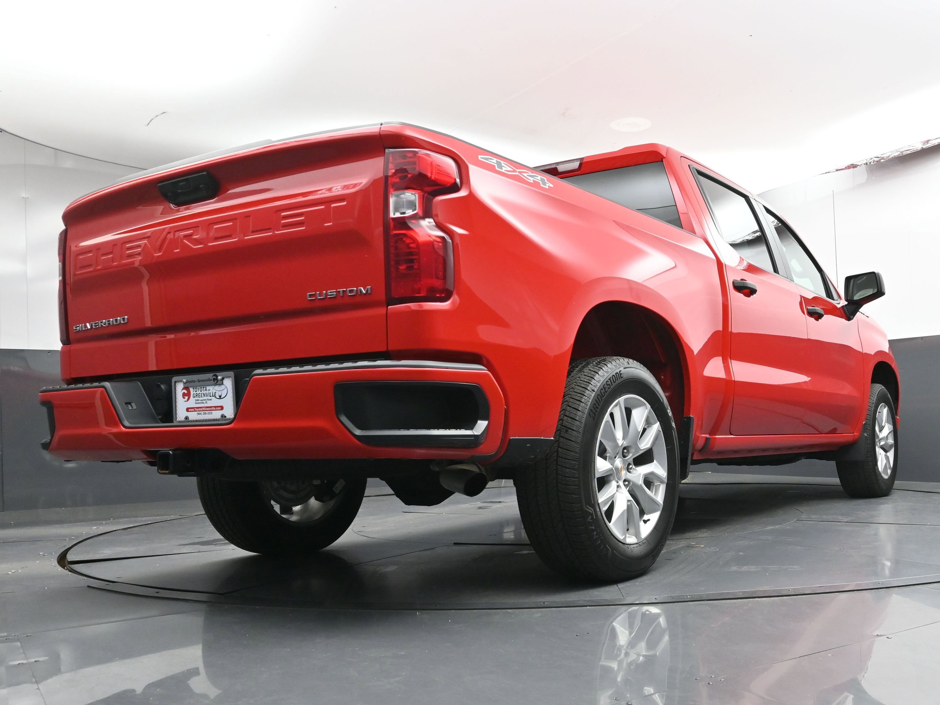 Used 2025 Chevrolet Silverado 1500 Custom image 26