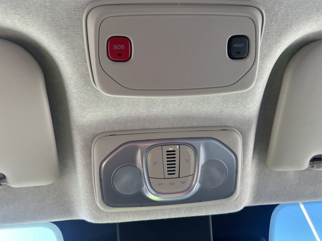 New 2024 RAM ProMaster 2500 w/ Convenience Group image 27