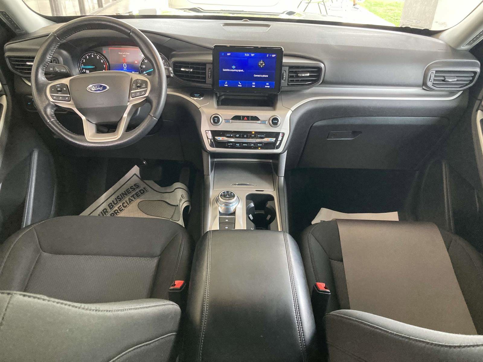 Used 2022 Ford Explorer XLT RWD image 17