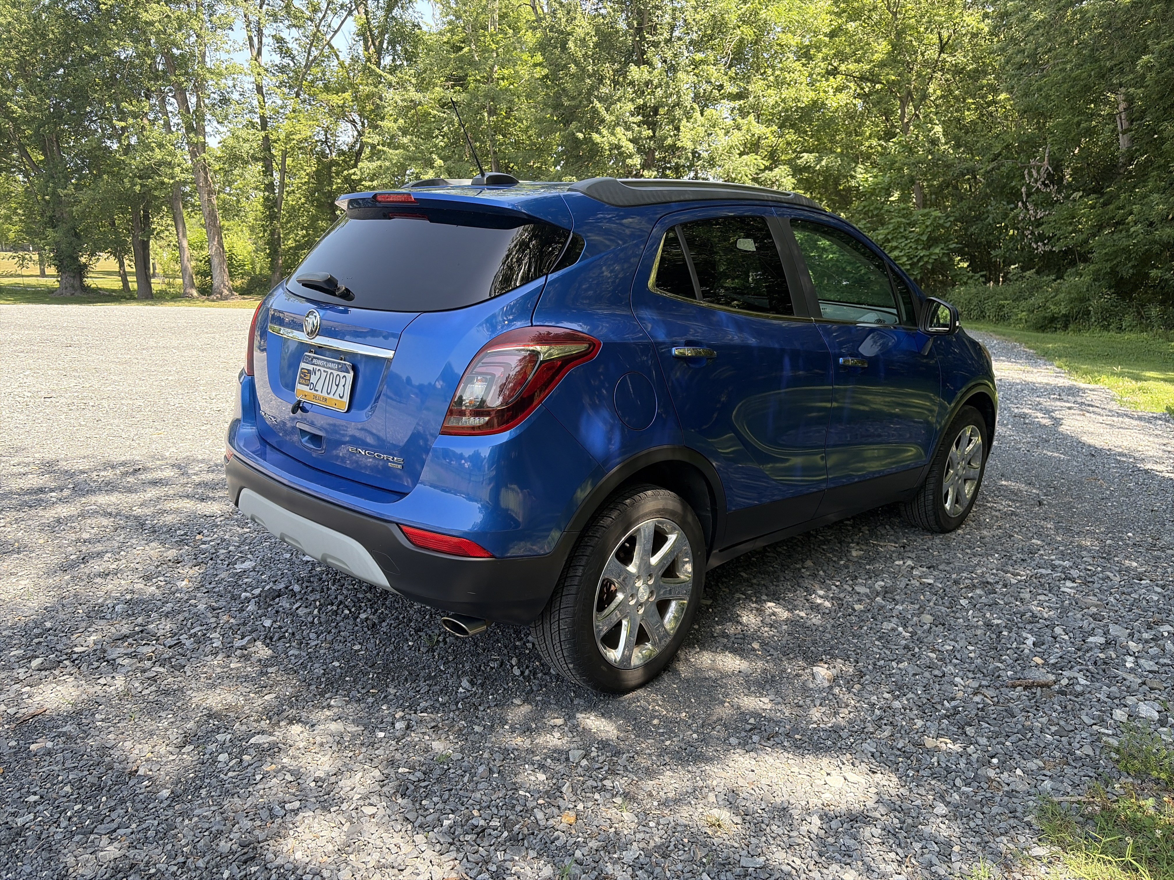 Used 2017 Buick Encore Preferred w/ Experience Buick Package AWD/4WD image 5