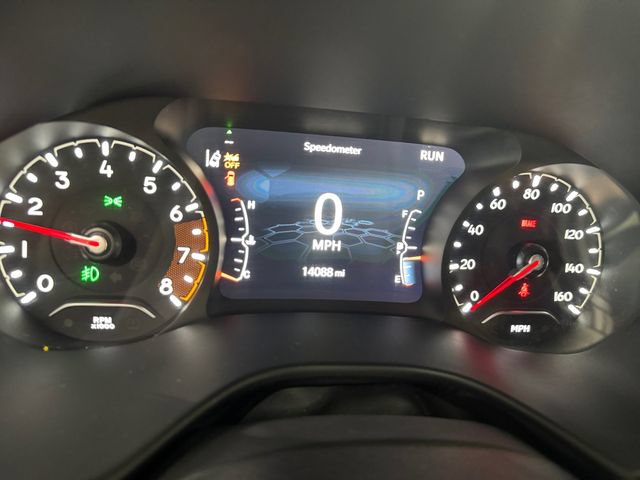 Used 2023 Jeep Compass Latitude AWD/4WD image 2