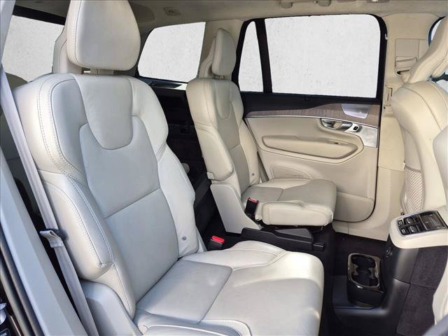 Used 2023 Volvo XC90 T8 Ultimate w/ Lounge Package AWD/4WD image 22