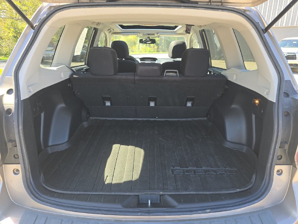 Used 2016 Subaru Forester 2.5i Premium w/ Popular Package #2 AWD/4WD image 16