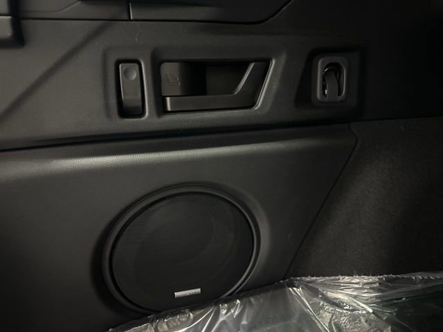 New 2025 Subaru Outback Touring XT image 40