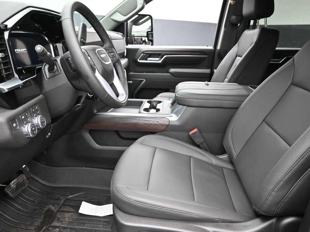 New 2026 GMC Sierra 2500 SLT w/ SLT Convenience Package image 14