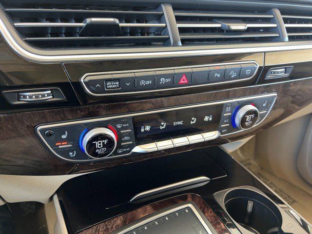 Used 2018 Audi Q7 3.0T Prestige image 22