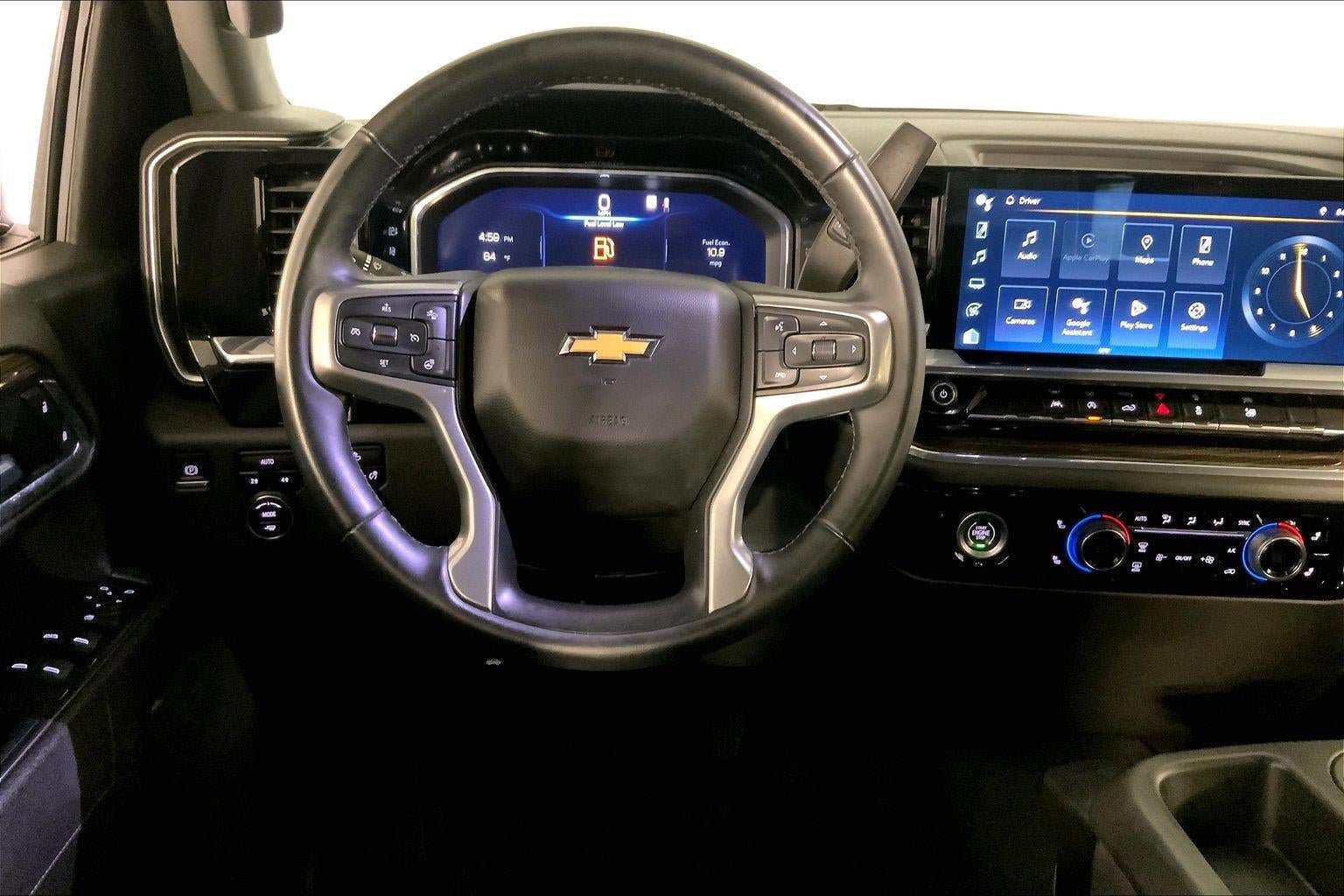 Used 2023 Chevrolet Silverado 1500 LT AWD/4WD image 5