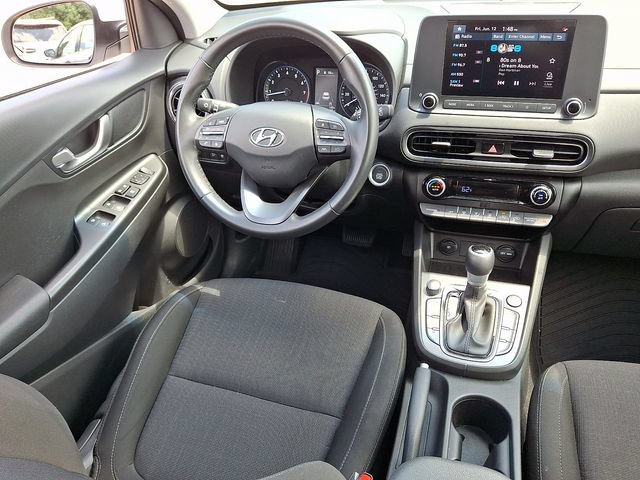 Certified 2022 Hyundai Kona SEL w/ Convenience Package AWD/4WD image 14