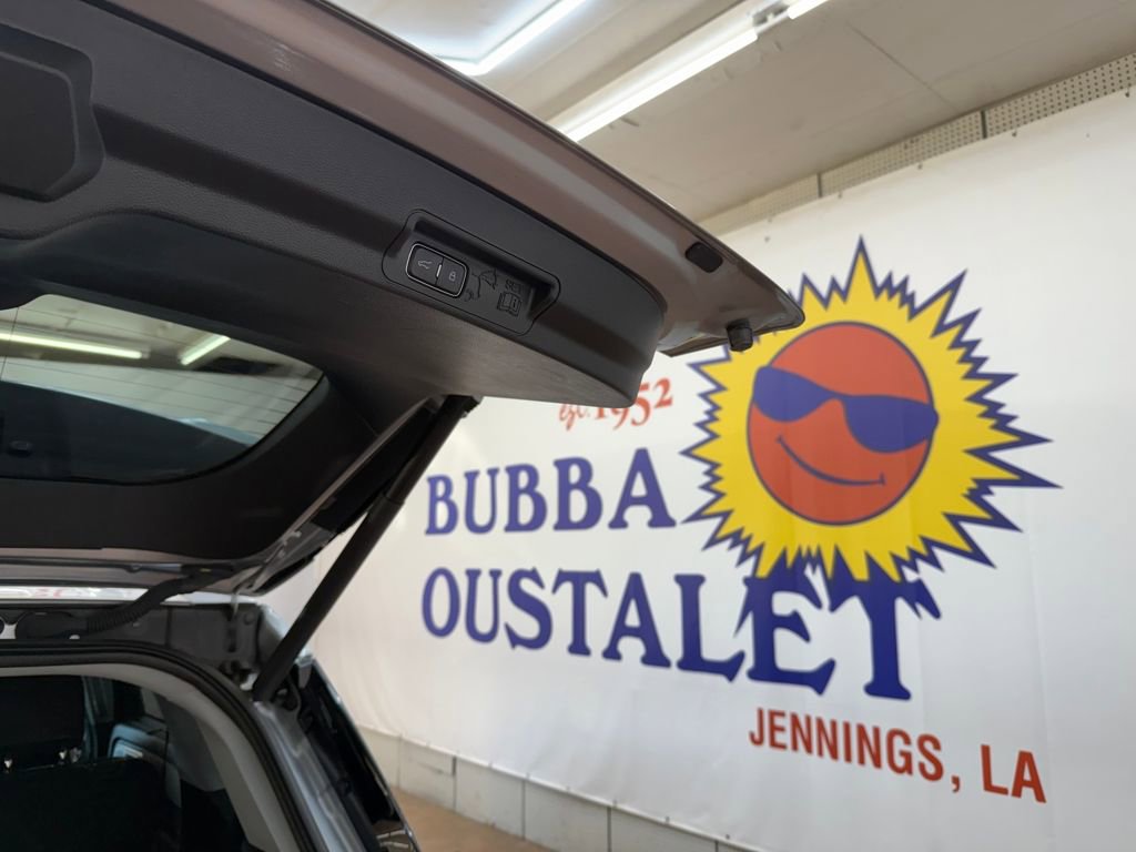 Used 2023 Ford Explorer Limited w/ Limited Technology Package image 23