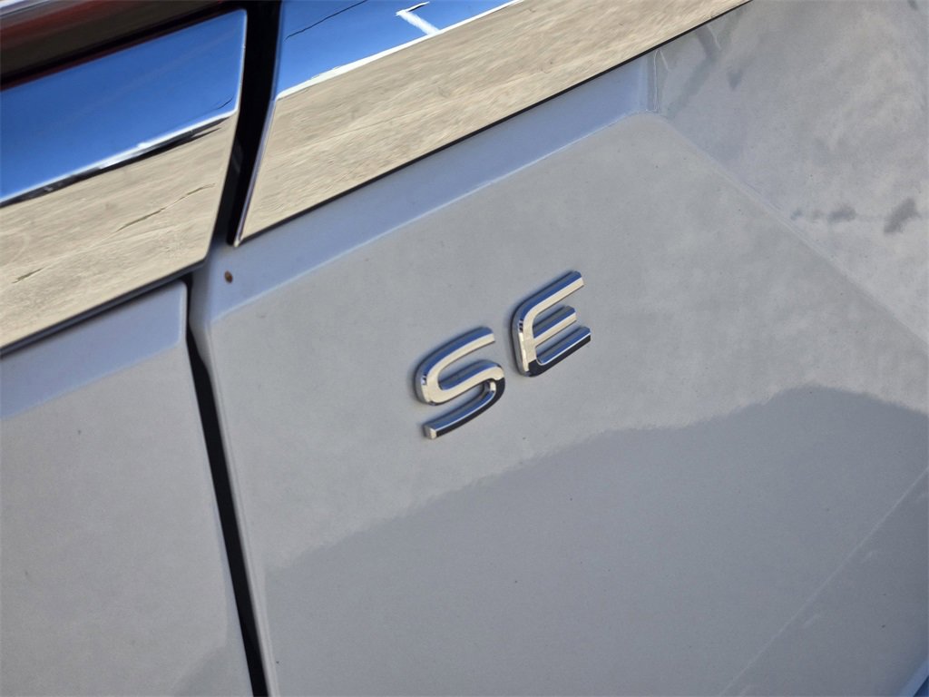 New 2026 Volkswagen Atlas SE image 8