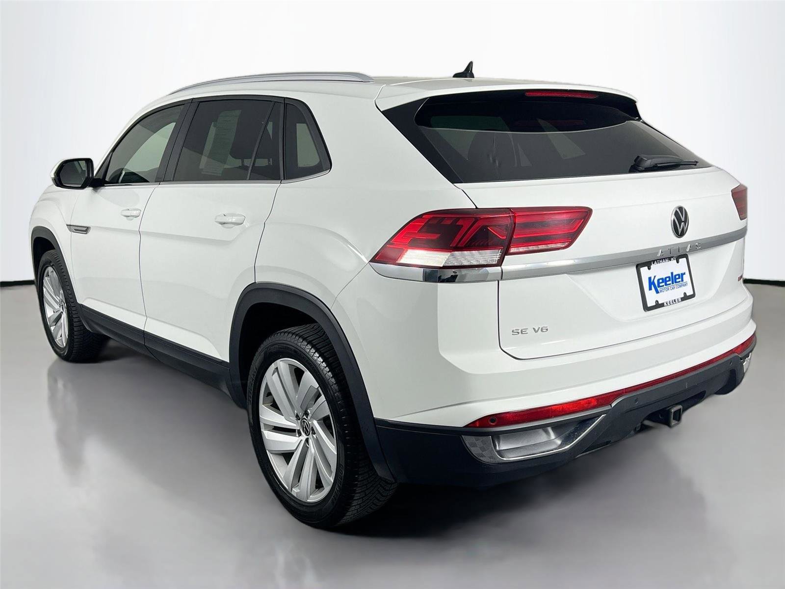 Used 2022 Volkswagen Atlas Cross Sport SE AWD/4WD image 4