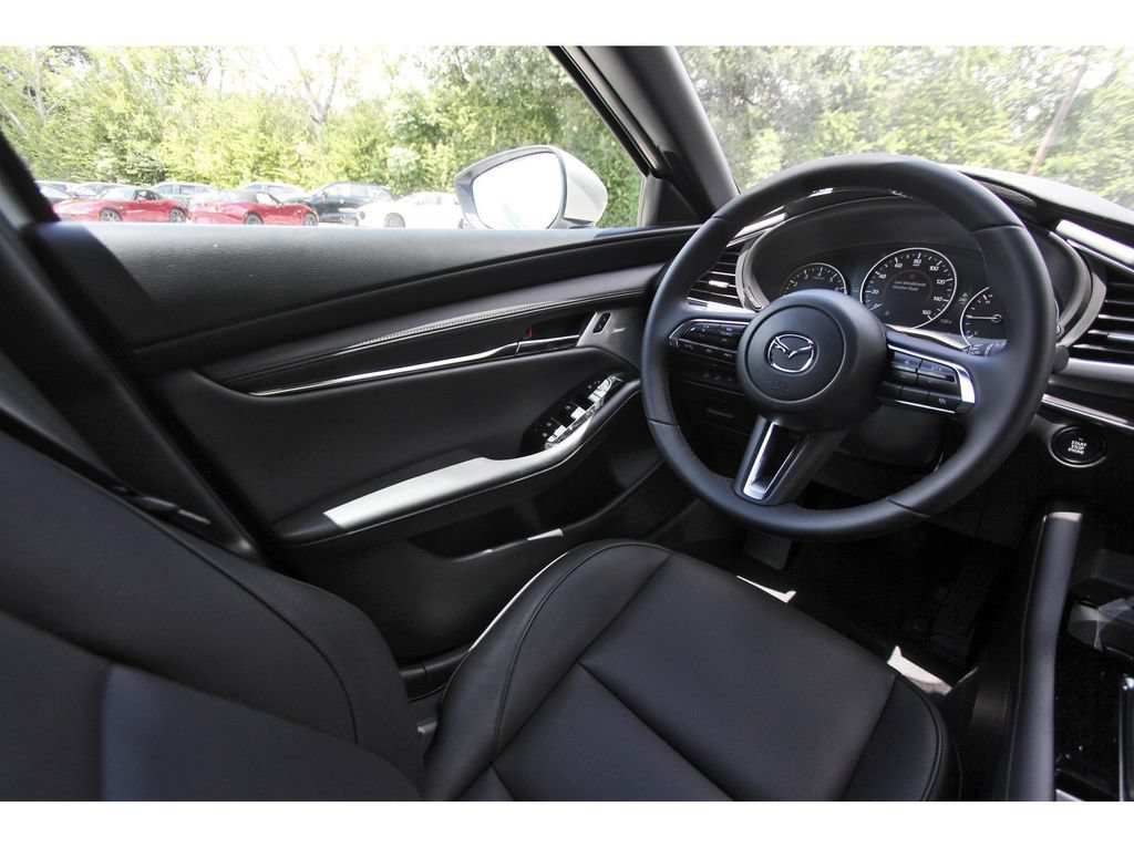 New 2026 MAZDA MAZDA3 2.5 S Hatchback w/ Premium Pkg FWD image 6