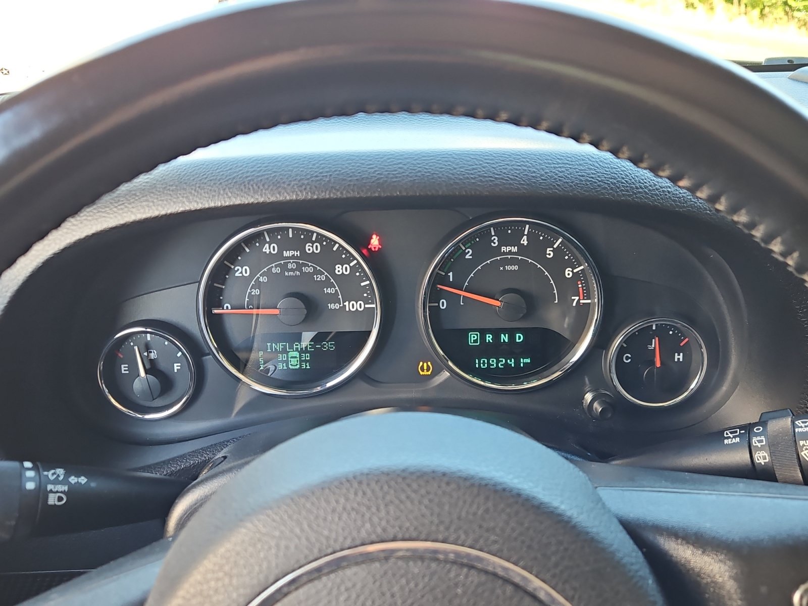 Used 2018 Jeep Wrangler Unlimited Sahara AWD/4WD image 17