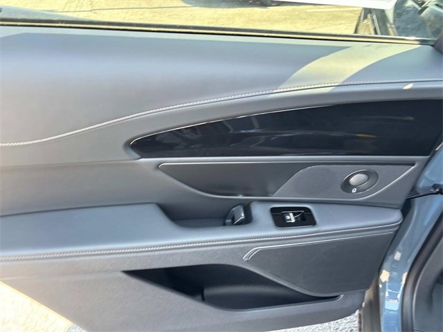 New 2025 Lincoln Nautilus Premier w/ Equipment Group 102A image 19