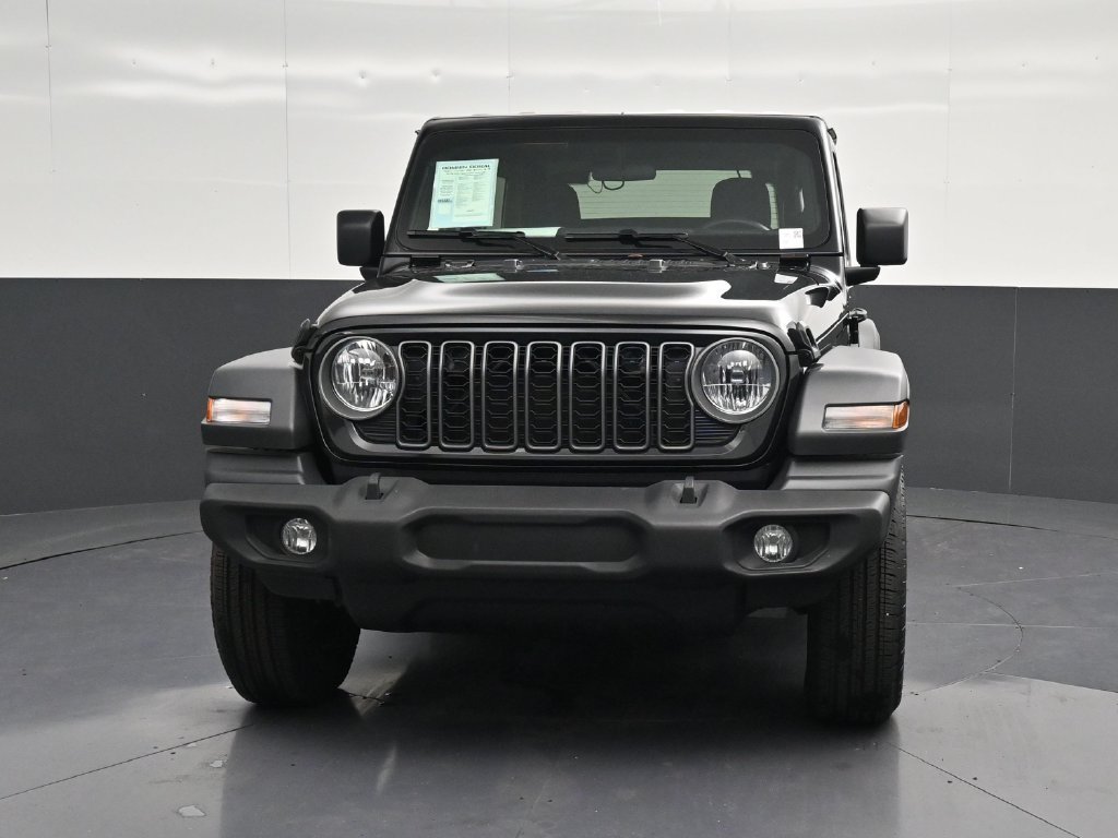 Used 2026 Jeep Wrangler Sport AWD/4WD image 6