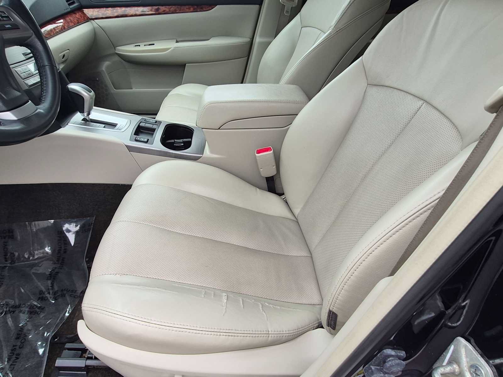 Used 2012 Subaru Outback 2.5i Limited w/ Moonroof Pkg AWD/4WD image 16