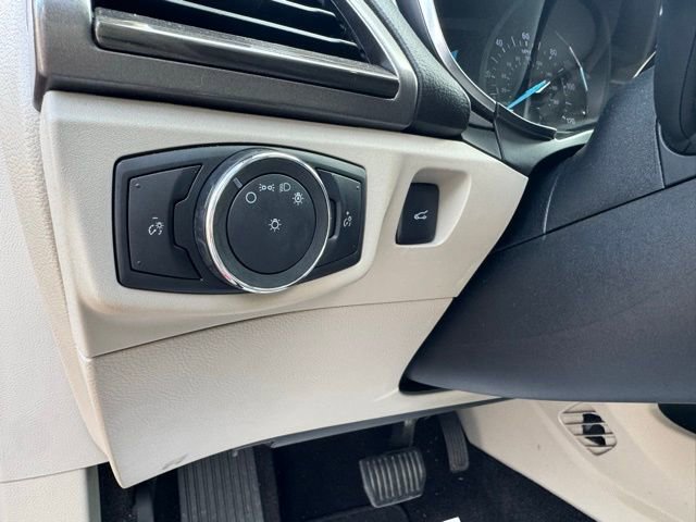 Used 2020 Ford Fusion SEL image 20