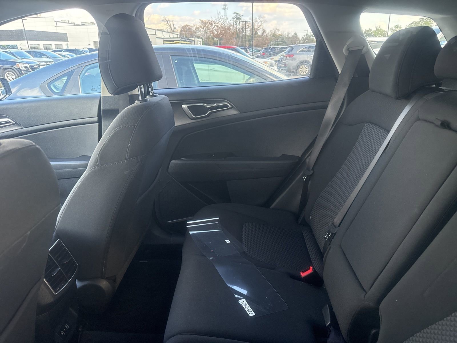 Used 2026 Kia Sportage LX w/ LX Convenience Package image 6