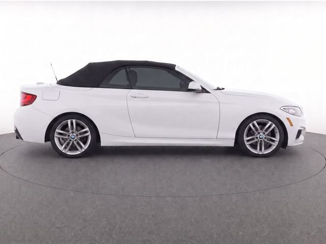 Used 2016 BMW 228i Convertible RWD image 3