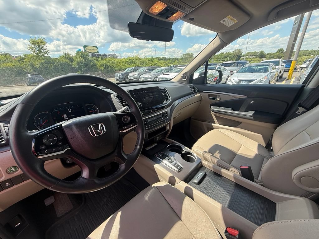 Used 2022 Honda Pilot Special Edition image 2
