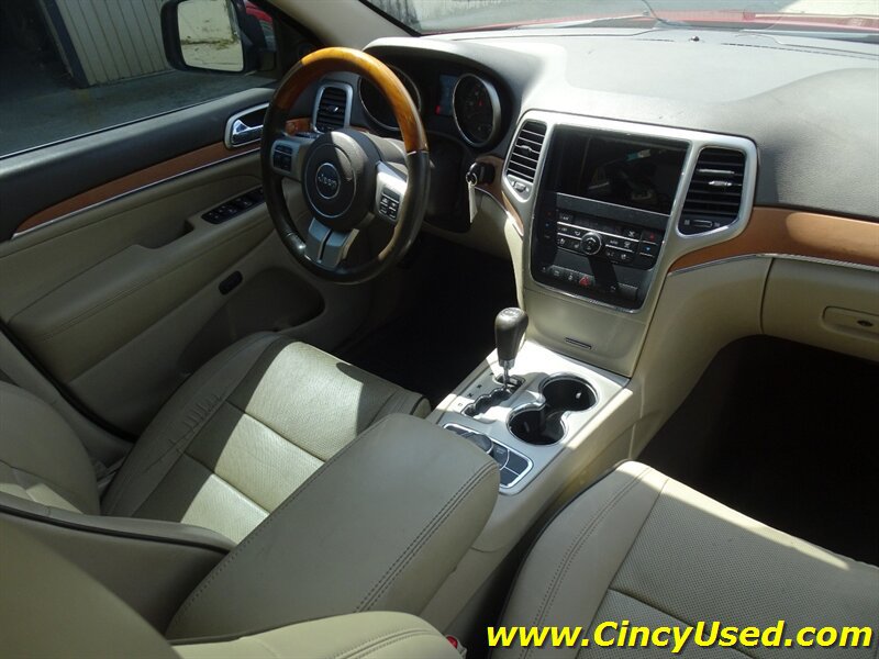 Used 2011 Jeep Grand Cherokee Overland AWD/4WD image 15