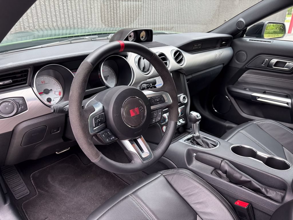 Used 2022 Ford Mustang GT Premium w/ Black Accent Package RWD image 14