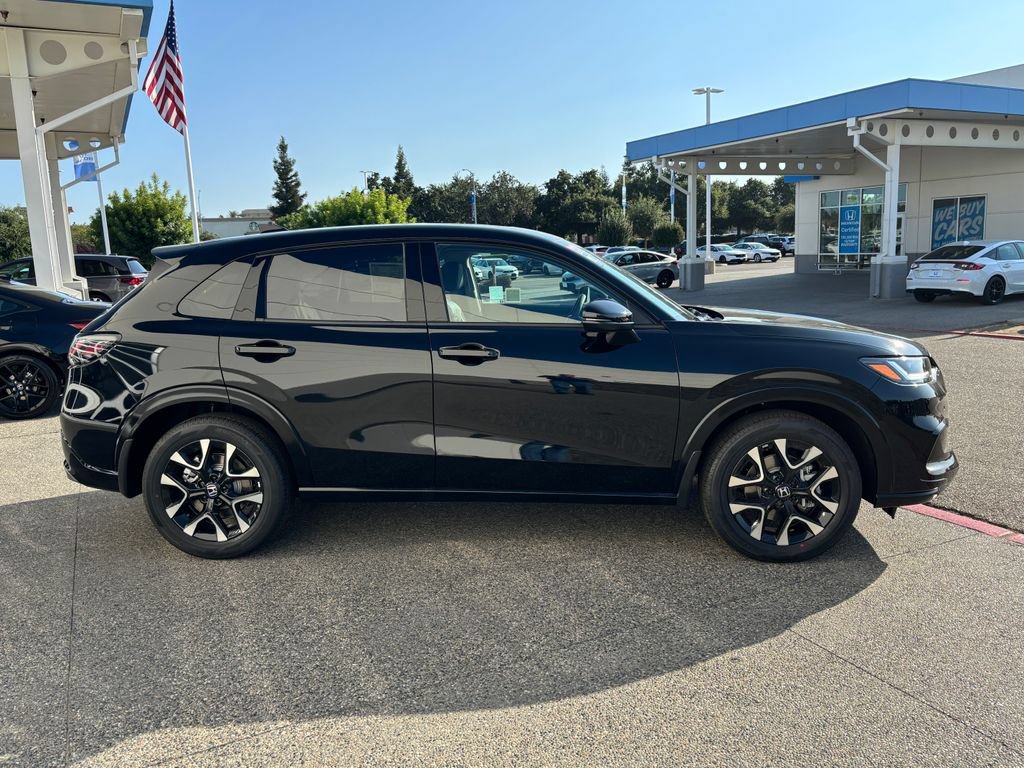 New 2027 Honda HR-V EX-L image 4