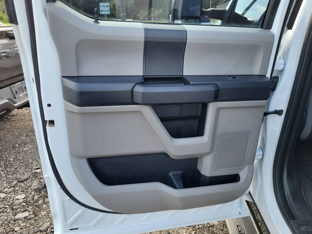 Used 2020 Ford F250 XL w/ STX Appearance Package AWD/4WD image 18