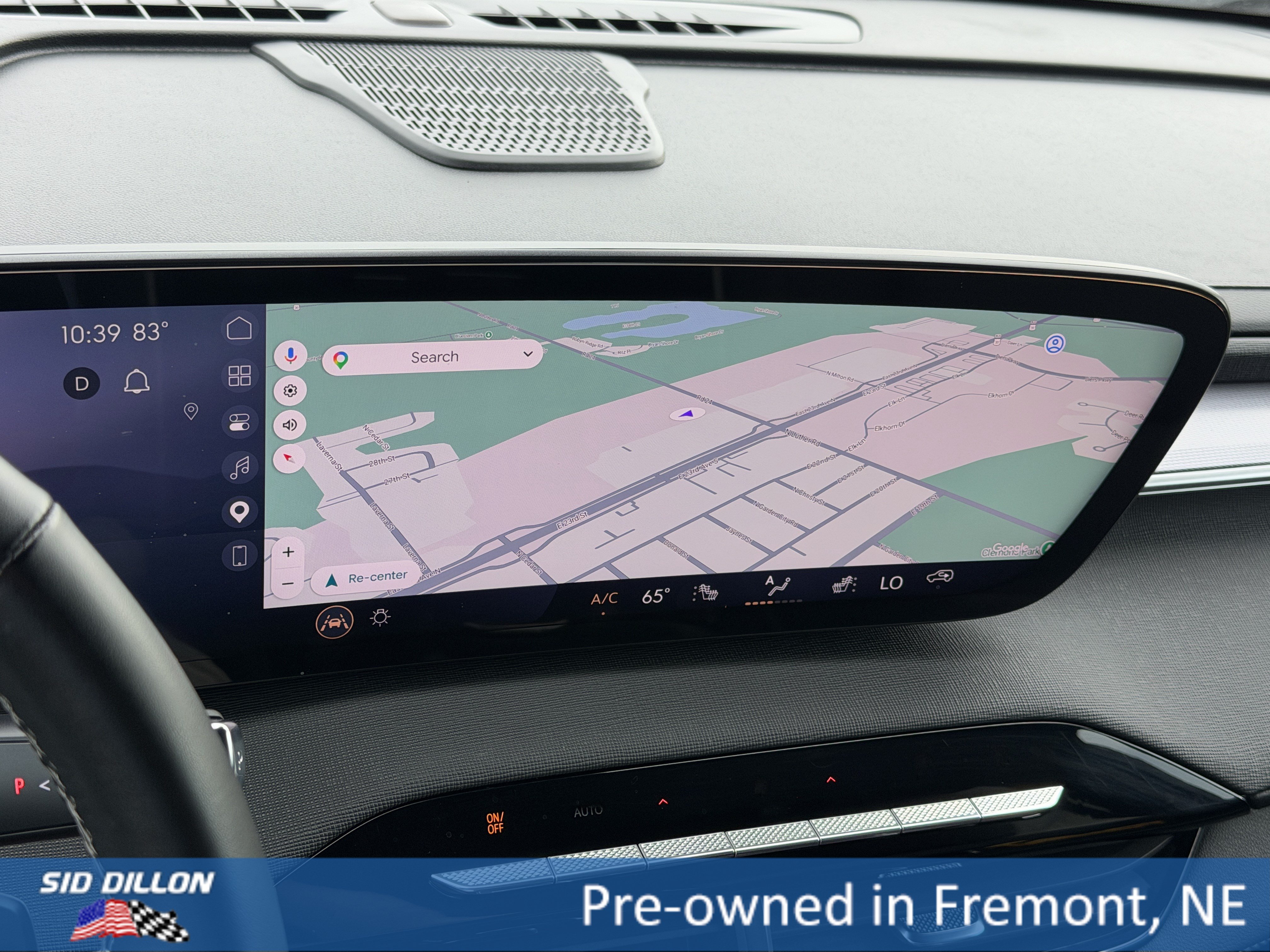Used 2025 Buick Enclave Sport Touring w/ Power Package AWD/4WD image 11