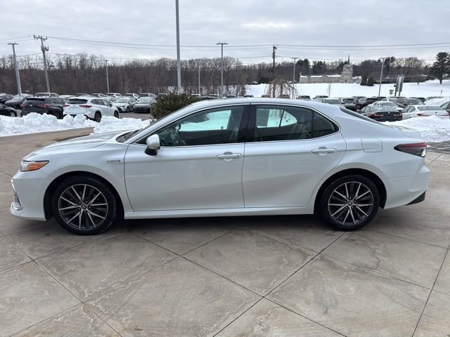 Used 2021 Toyota Camry XLE image 4