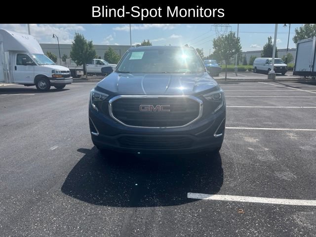 Used 2019 GMC Terrain SLE w/ GMC Pro Grade Package AWD/4WD image 2