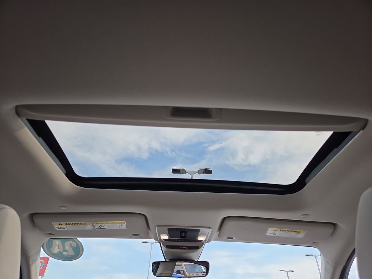 Used 2024 Honda HR-V EX-L image 16