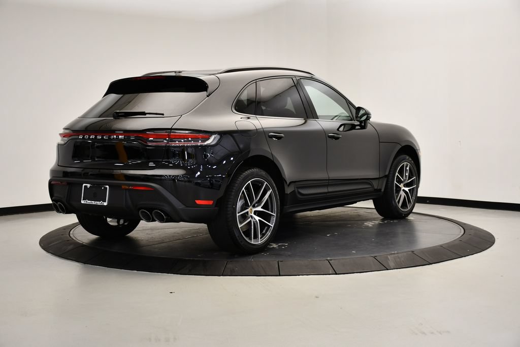Certified 2026 Porsche Macan AWD/4WD image 7